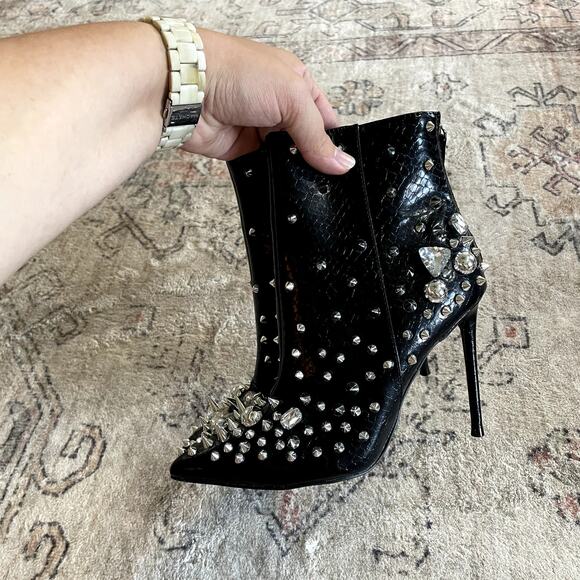 Steve Madden Women's Viceroy Embellished Spiked Dress Booties Black Size 6 EUC - Picture 6 of 13